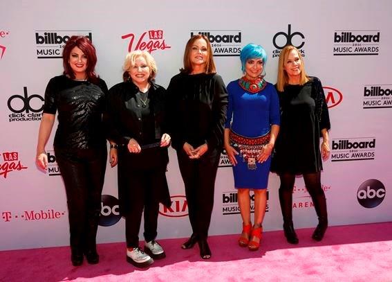 (from left) Abby Travis, Gina Schock, Belinda Carlisle, Jane Wiedlin and Charlotte Caffey