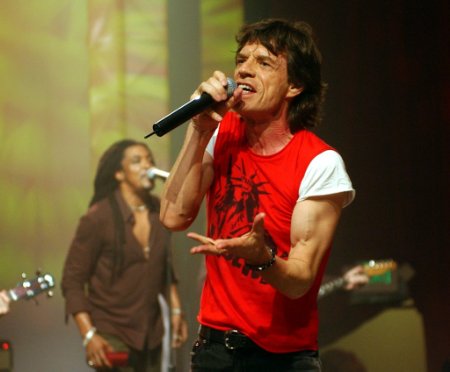 Mick Jagger Performing At The El Rey Theatre, 11/15/01